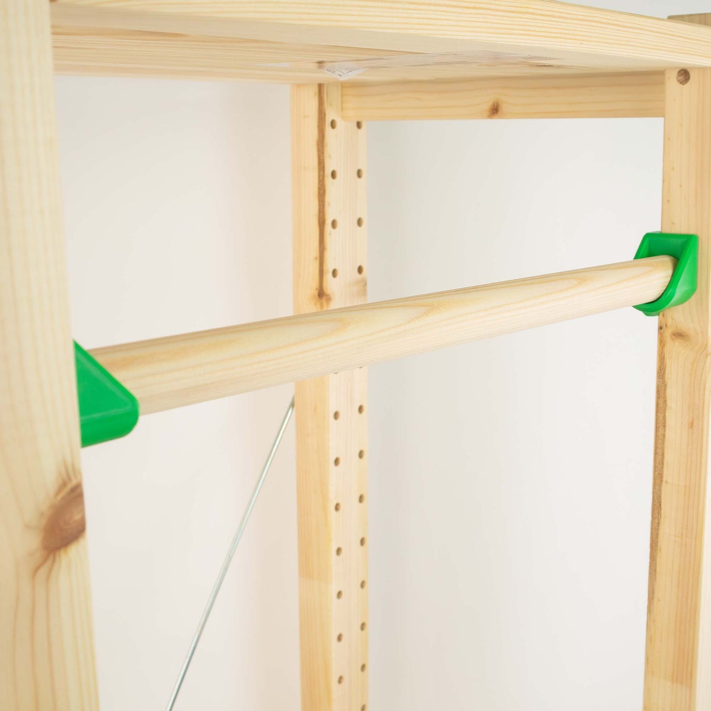 IKEA IVAR Kleiderstange Vorne | Halterungen & Holzstange | Praktische Garderobenlösung